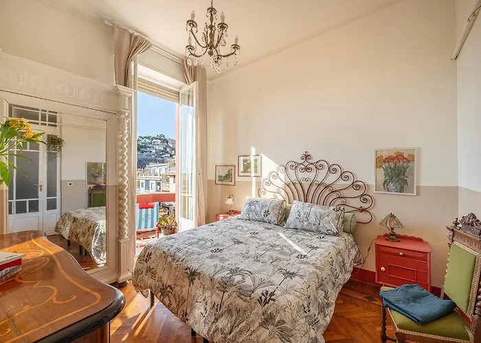 Appartement Un Tuffo A Sanremo, Nell'art Deco!