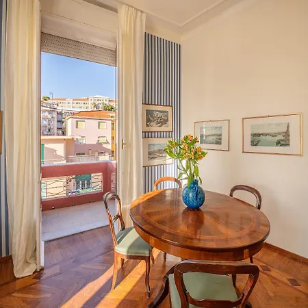 Casa Deco Con Vista Mare, A Due Passi Dall'Ariston *