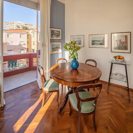 Casa Deco Con Vista Mare, A Due Passi Dall'Ariston 公寓